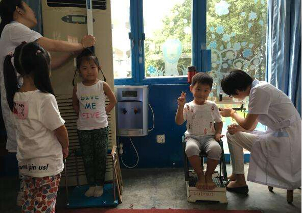 快活视频IOS污版APP下载介绍成年男女身高体重标准表